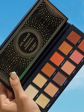 Ace Beauté Serenity Eyeshadow Palette — Warm Brown, Gold & Peach Shades